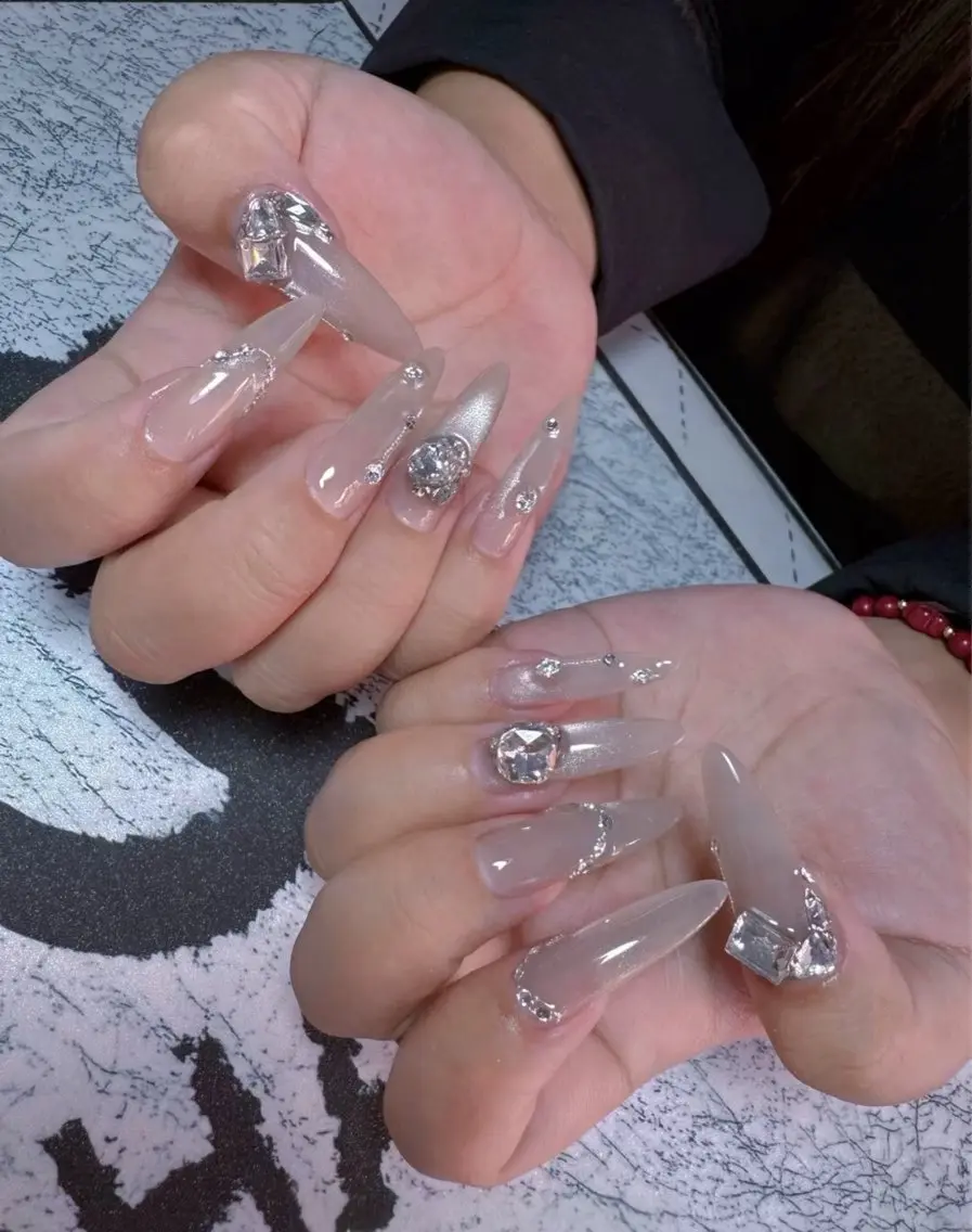 ネイル U mi Nail Salonのネイルデザイン