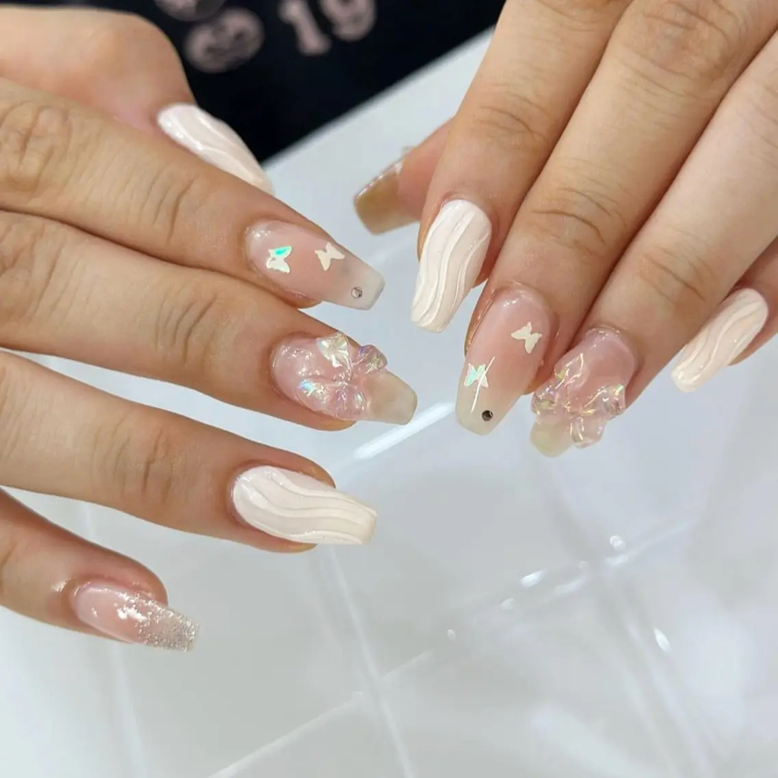 ネイル Elegancia. Hiromiのネイルデザイン