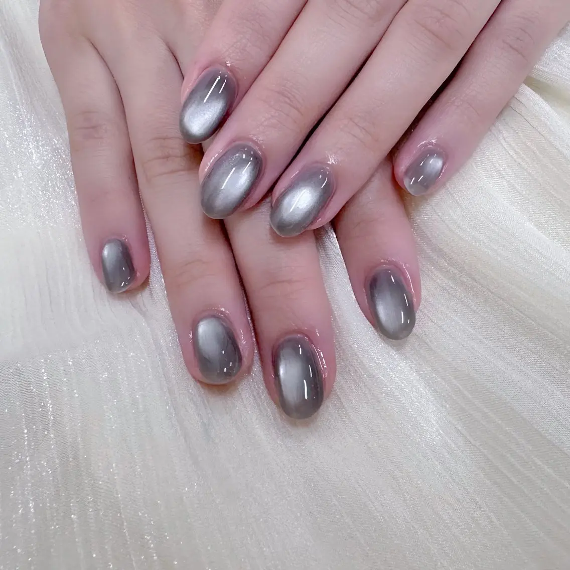 ネイル マグネットネイル オフィスネイル ワンカラーネイル ピンク シンプルネイル ハンドネイル Salon GEM(ジェム)のネイルデザイン