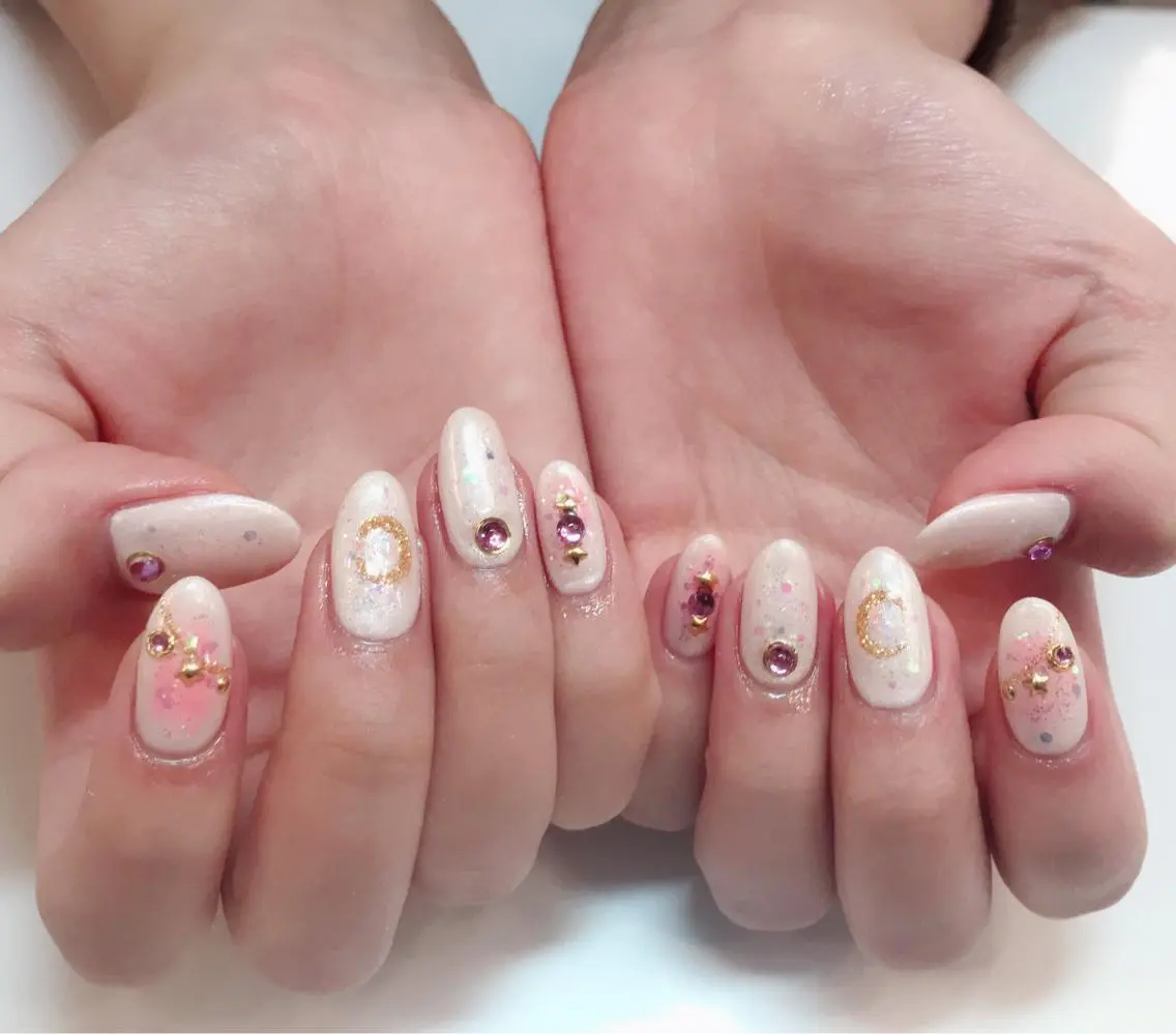 カラー ネイル Q Free nailsのネイルデザイン