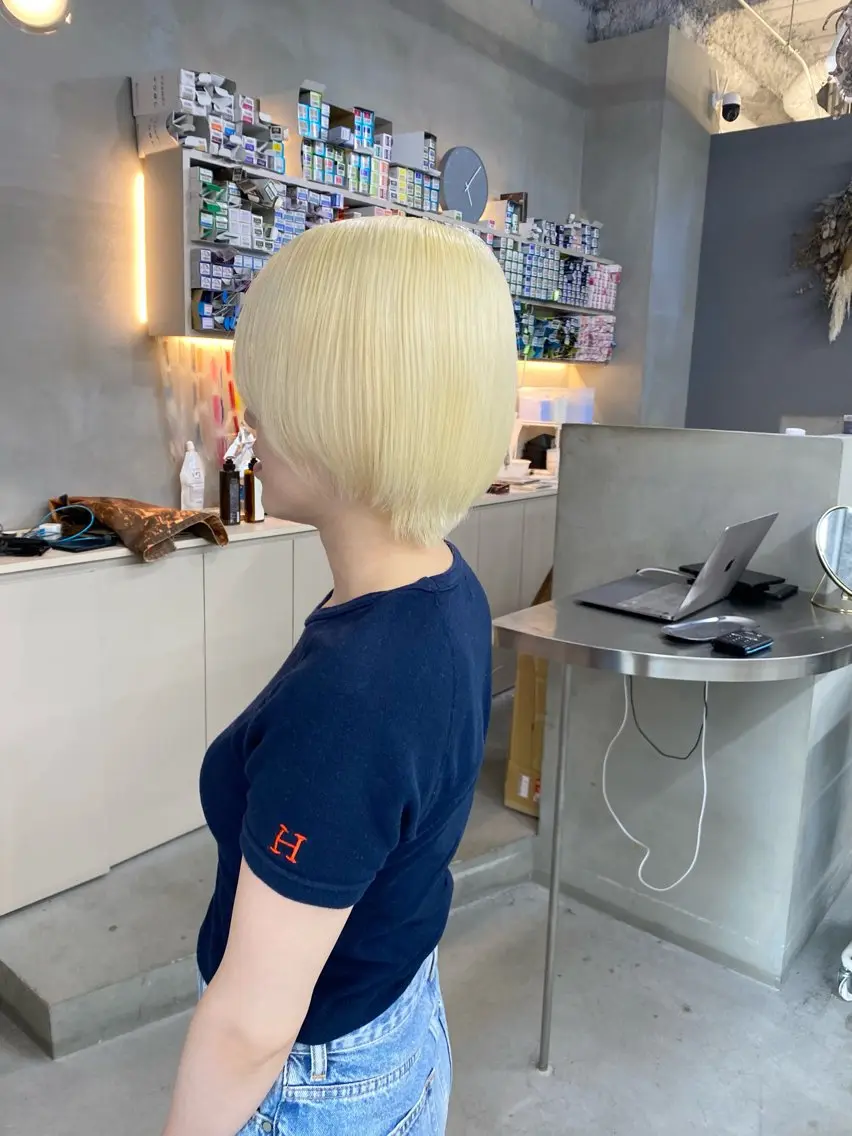 ショート カラー ヘアカラー 前橋 姫奈のヘアスタイル