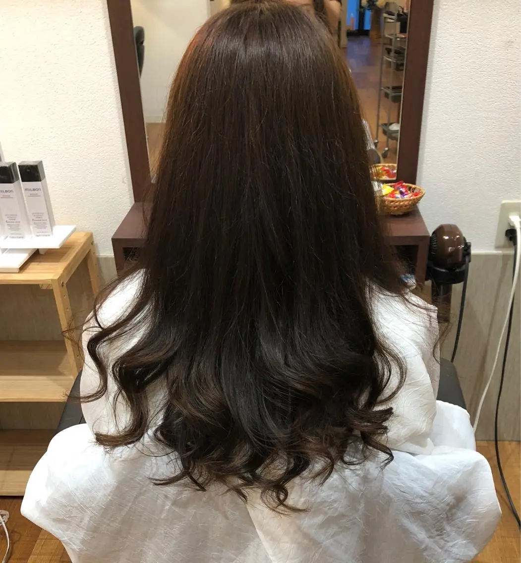 ロング カラー アッシュ 谷口ゆめ/縮毛矯正/ 大人女子/眉ワックスのヘアスタイル