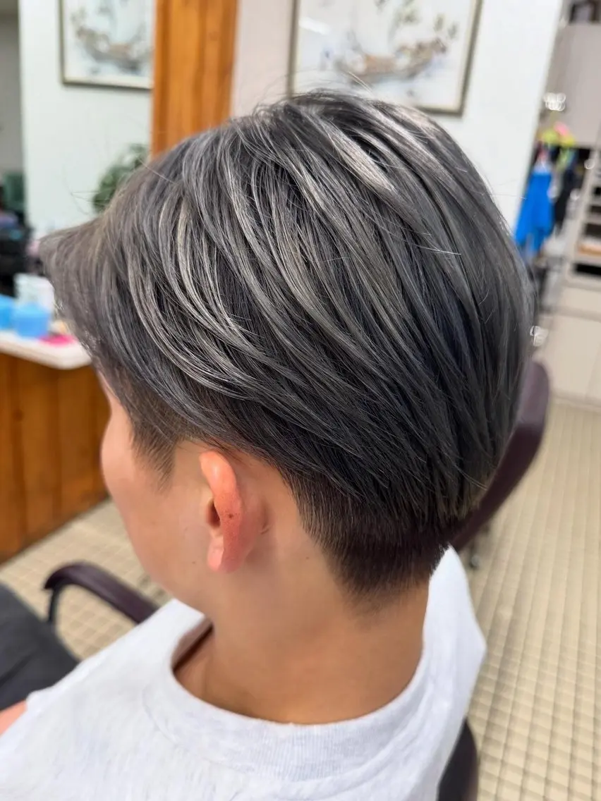 カラー ビューティーサロン ニシムラのヘアスタイル
