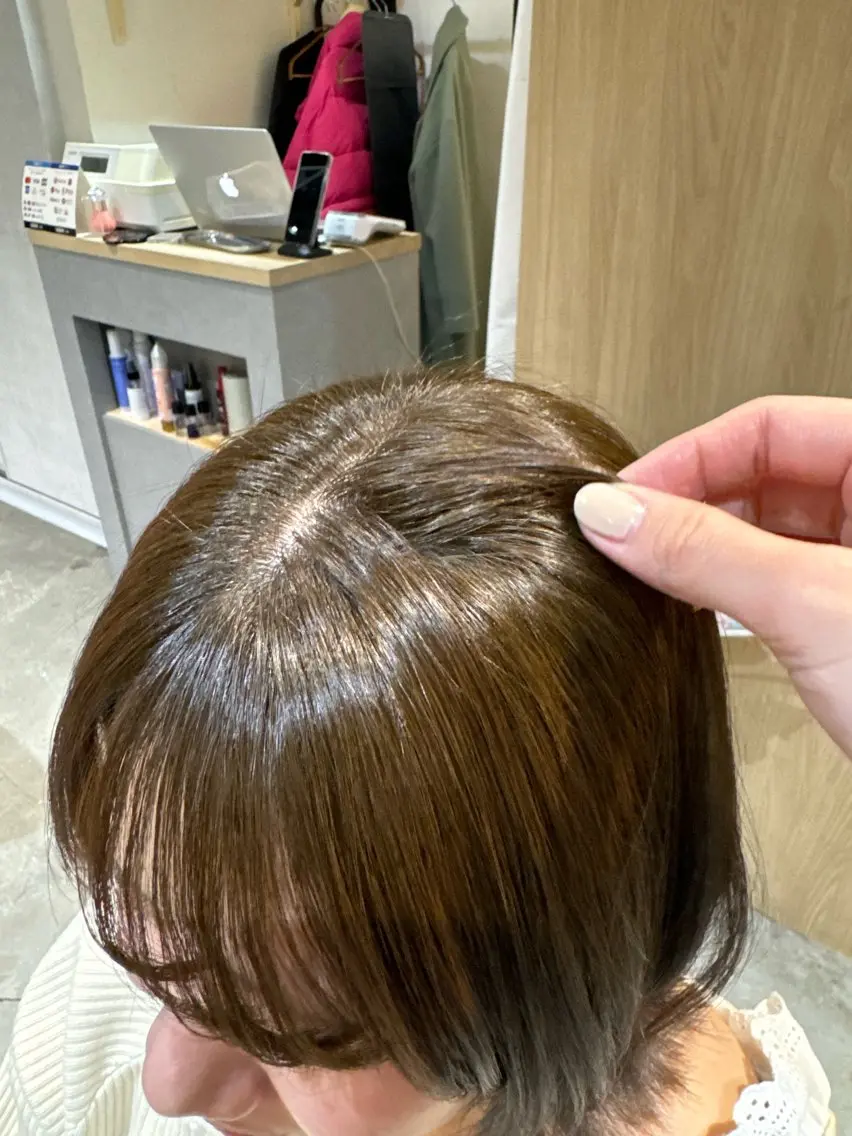 セミロング カラー ブリーチ ダブルカラー ブリーチなしカラー ヘアカラー 艶カラー 🩵NATSUKIのヘアスタイル