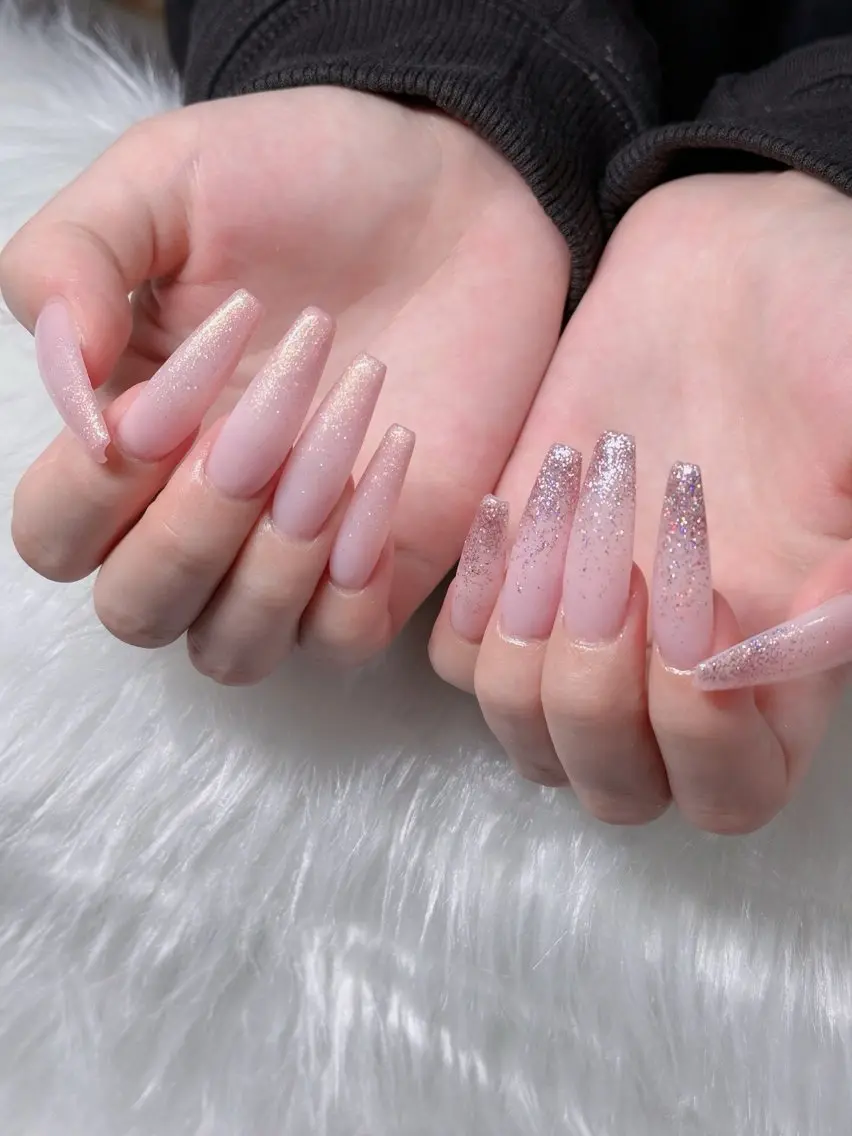 ネイル フレンチネイル ジェルネイル ガラスフレンチ ハロウィン ハート H.baby Nail Salonのネイルデザイン