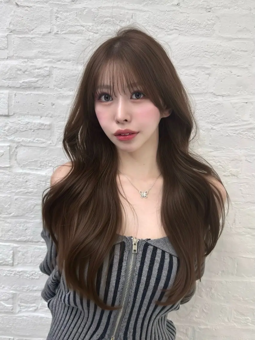 セミロング カラー 顔周りカット 韓国風ヘア レイヤーカット おくれ毛 サイドバング 高島大登/顔周り /レイヤーカットのヘアスタイル