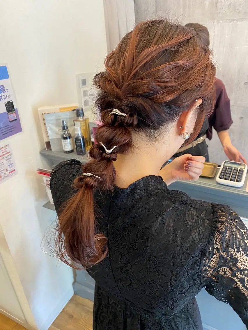 ミディアム ヘアアレンジ ヘアセット mo moのヘアスタイル