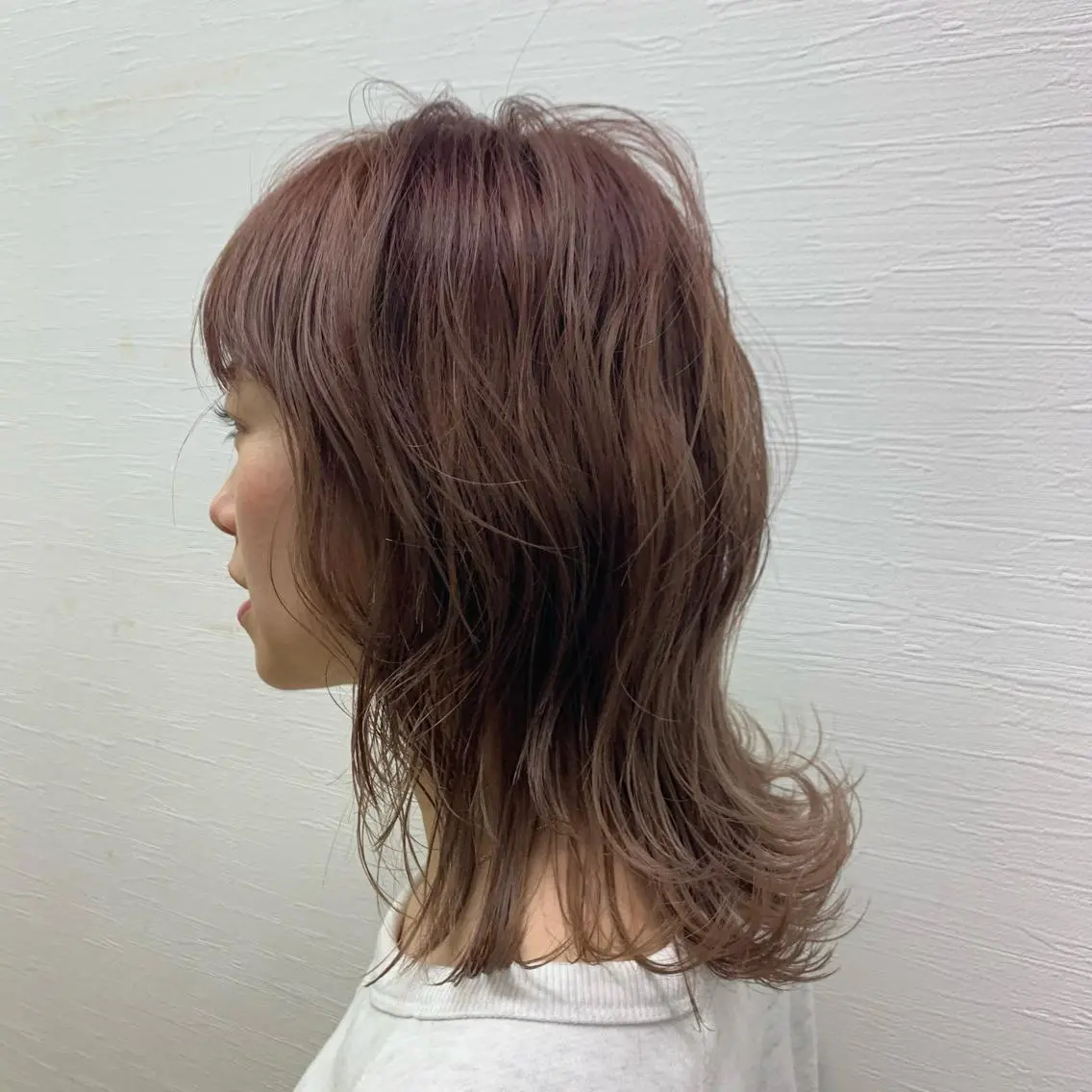 セミロング カラー パーマ ヘアアレンジ メンズ キッズ ネイル マツエク・マツパ カット ヘアカラー レイヤーカット/ 巻ける縮毛矯正のヘアスタイル