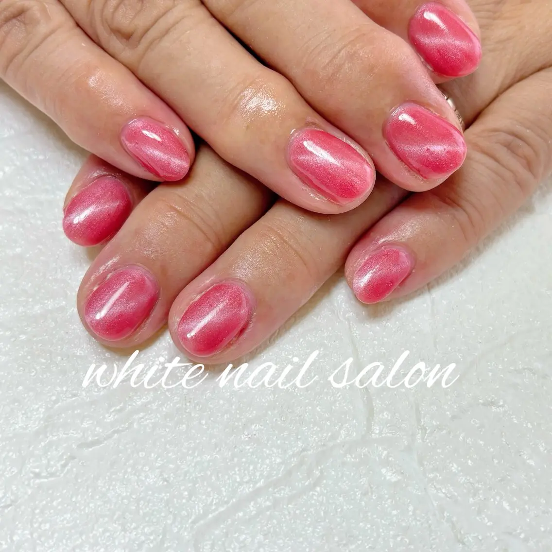 ネイル マグネットネイル ホワイト ハンドネイル white nail salonのネイルデザイン