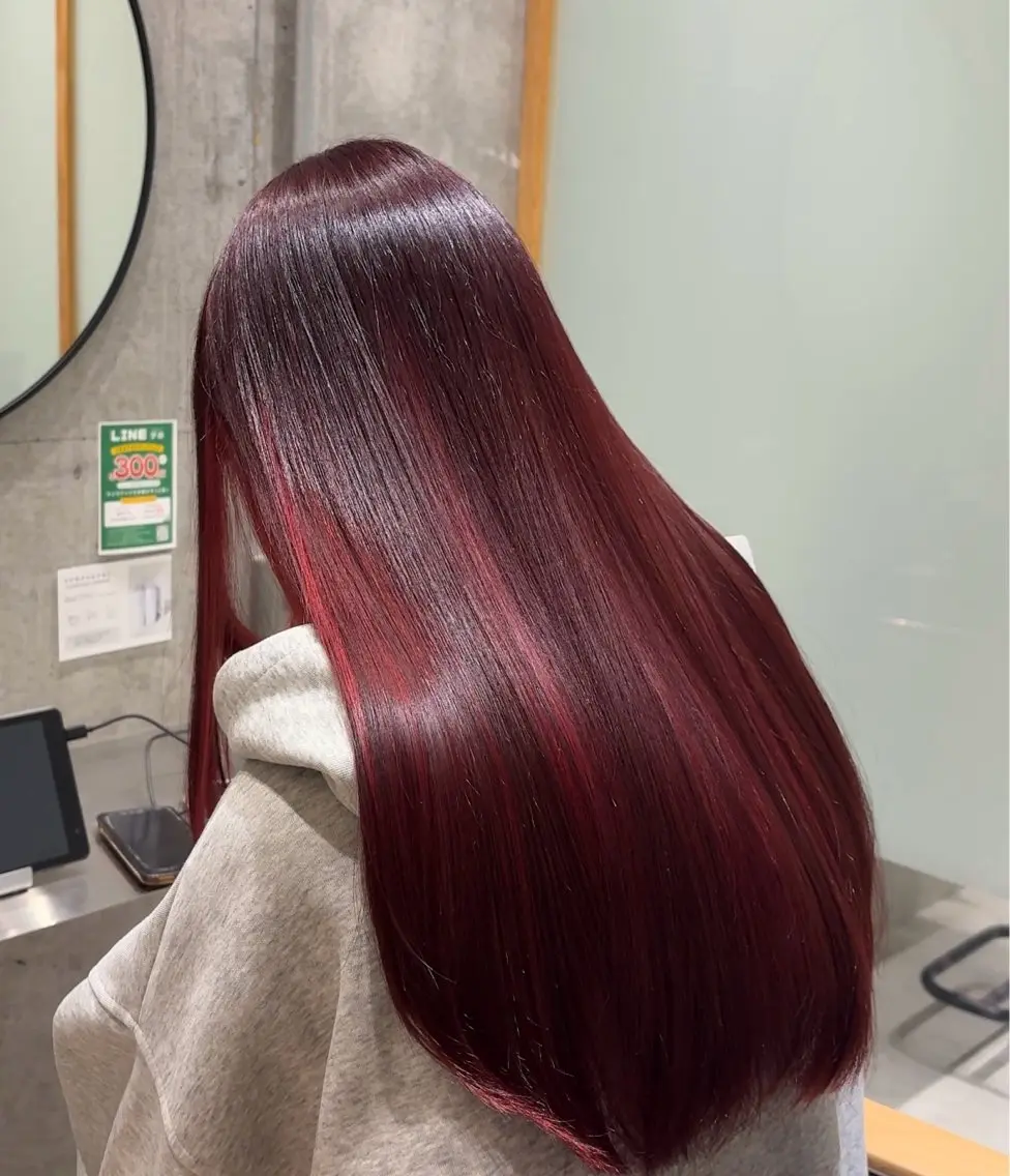 [超🉐] 艶カラー (シャンプーブロー込み)の写真