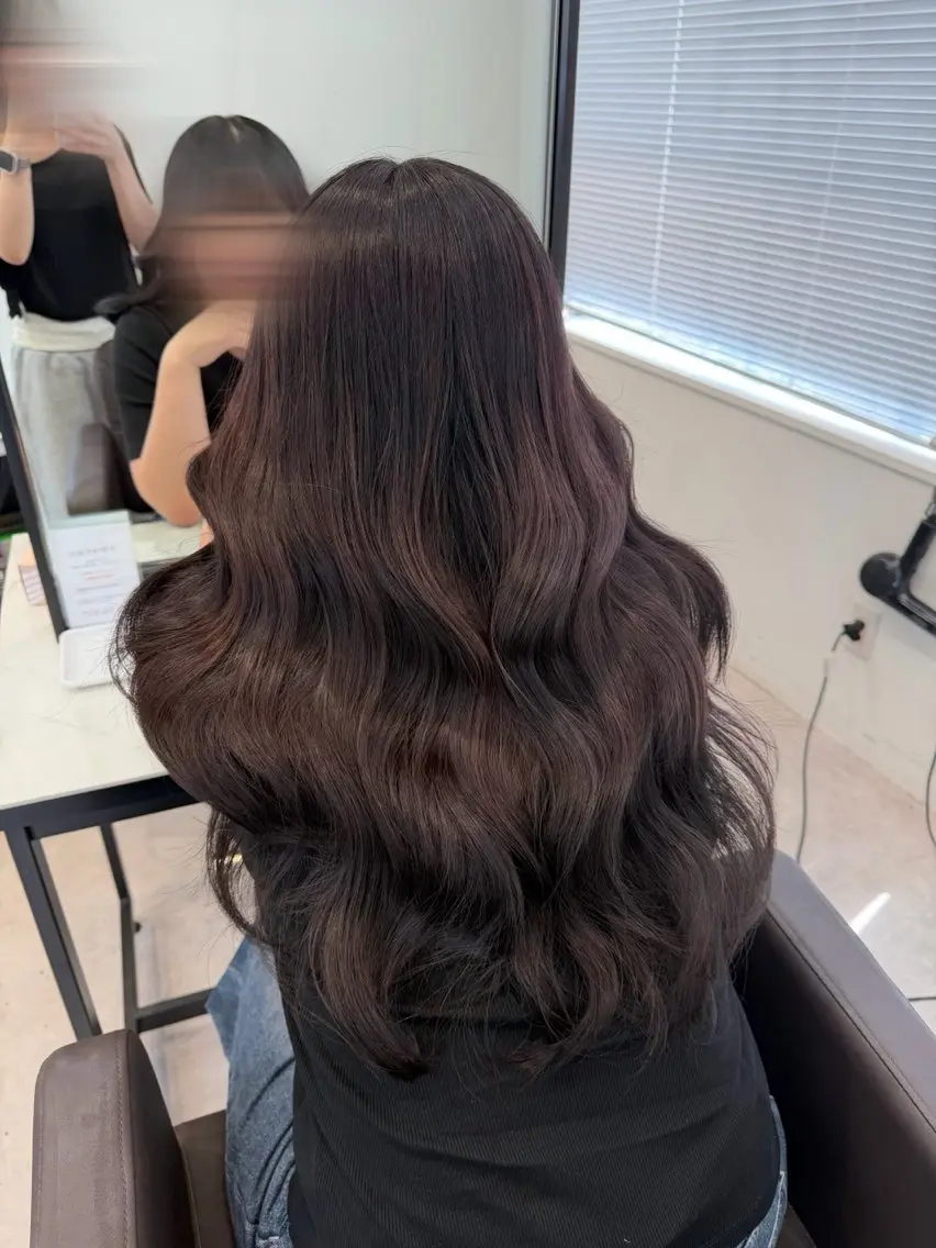 ロング ヘアカラー 【elyts】 MISAKIのヘアスタイル