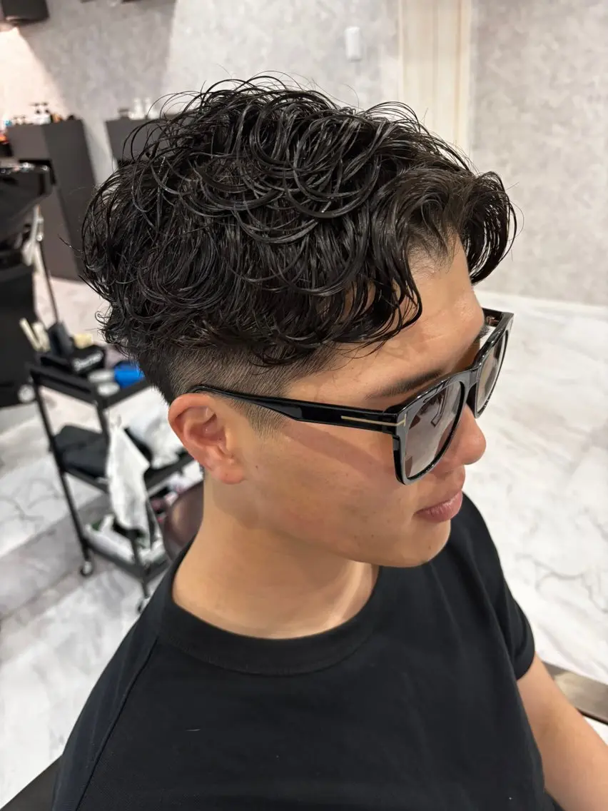 ショート パーマ メンズ メンズパーマ ショートヘア Men's Rico Chihayaのヘアスタイル