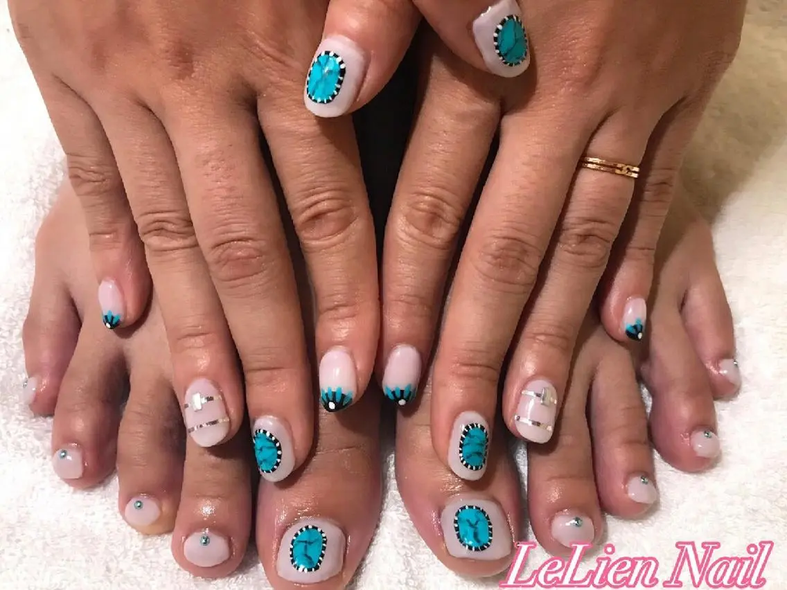 ネイル フットネイル モチの良さ◉ フィルインネイル♡のネイルデザイン
