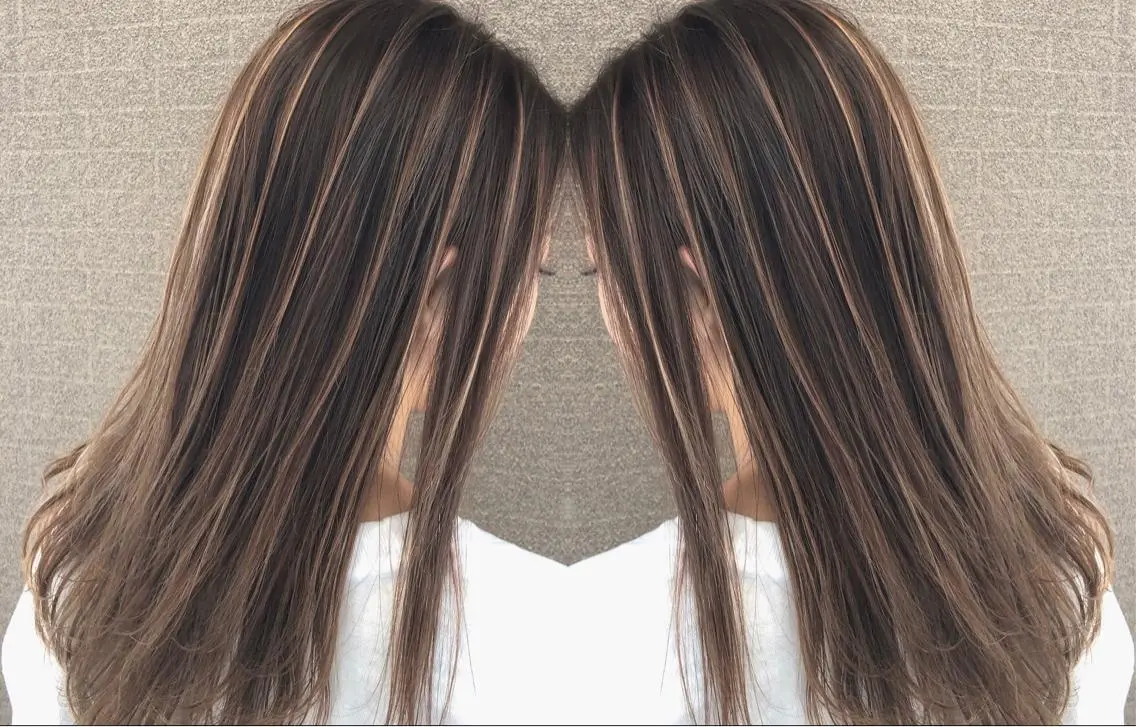 セミロング カラー ヘアアレンジ シールエクステ バレイヤージュ デザインカラー ハイライトカラー エクステ アンドウ ユウ/ レイヤーカット/韓国のヘアスタイル