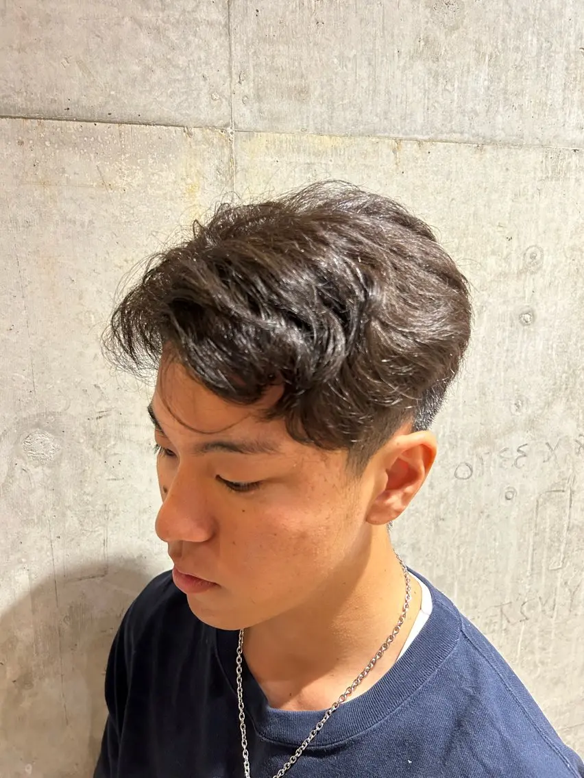 カラー メンズ 🌊インナーカラー 🐬櫻井海星のヘアスタイル