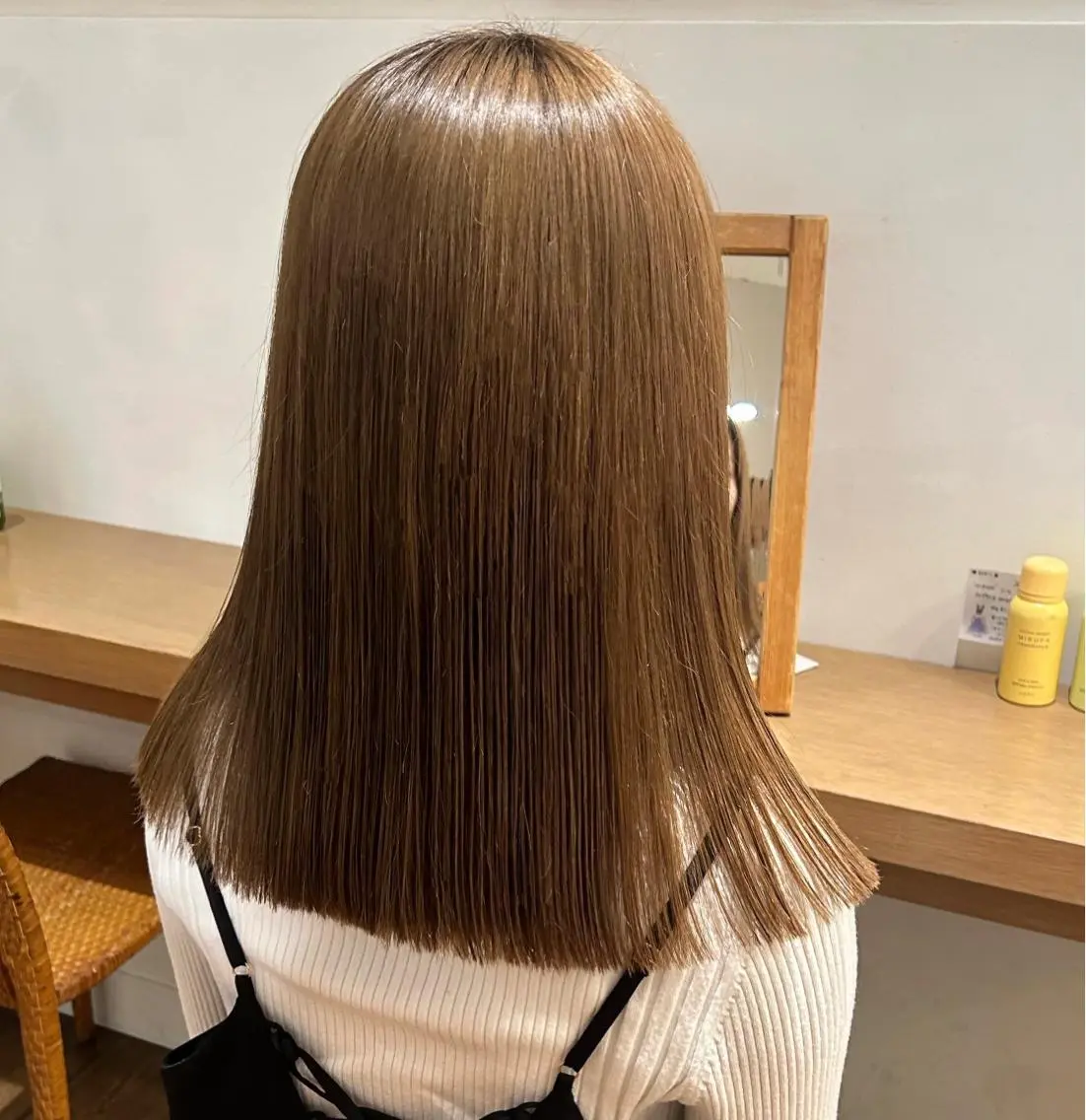 ミディアム カット yusa🌿‬レイヤ ー/赤みなしカラーのヘアスタイル