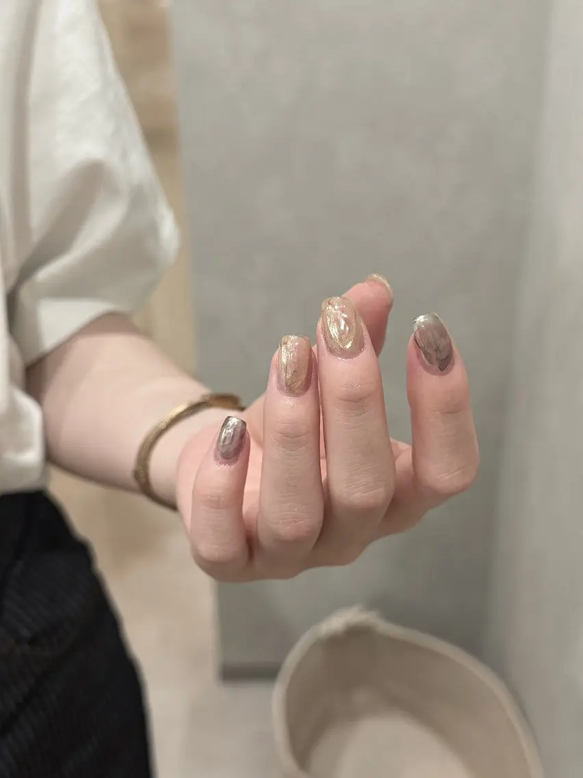 ネイル NINE_ AKARIのネイルデザイン