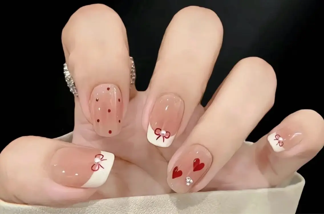 ネイル ハンドネイル H3 Nail Tsuki🦋💙のネイルデザイン