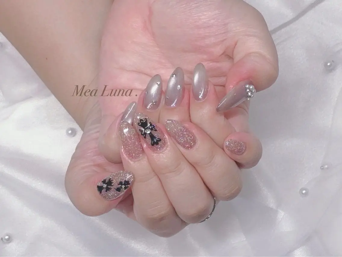 ネイル ハンドネイル Mea Luna .のネイルデザイン