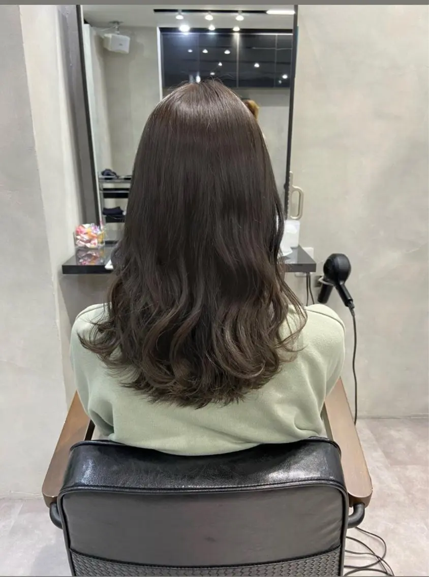 セミロング 当日予約OKカット モデル濱川響太のヘアスタイル