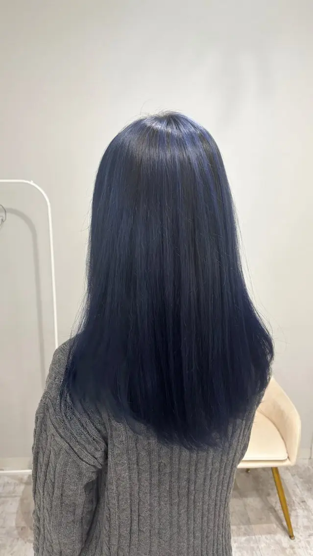 セミロング カラー piLLon mayuのヘアスタイル