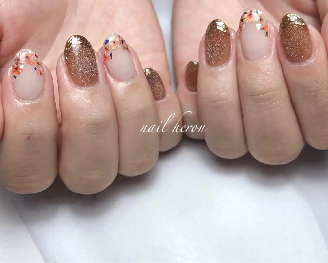 ネイル フラワーネイル ハンドネイル saki_ nail heronのネイルデザイン
