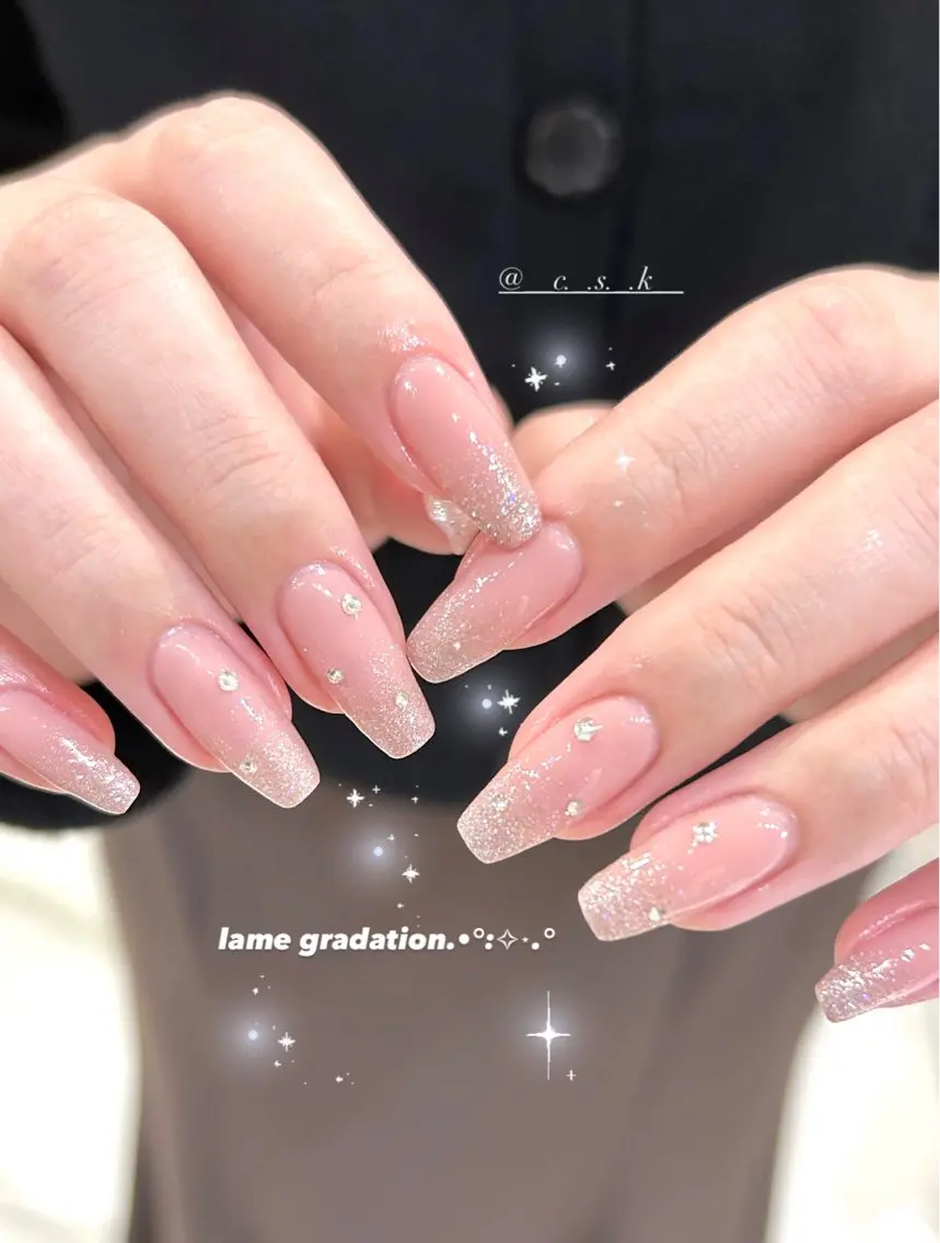 ネイル クリアネイル ラメ(グリッター) ラメグラデーション ハンドネイル 🎀チーク/ちゅるん 🫧chisa🎀のネイルデザイン