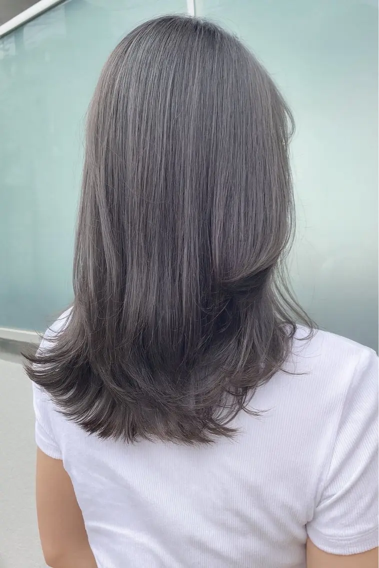 セミロング くびれヘア くびれレイヤー レイヤーカット ヘアカラー 💖千乃💫 abi-ru調布のヘアスタイル
