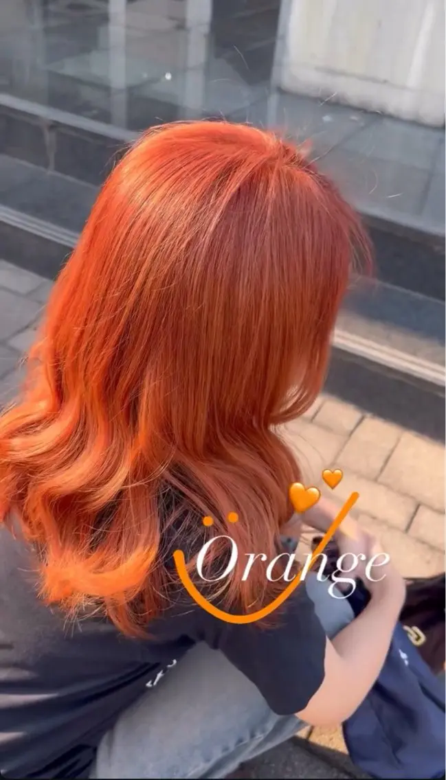 セミロング ヘアカラー 五味 亜有里のヘアスタイル