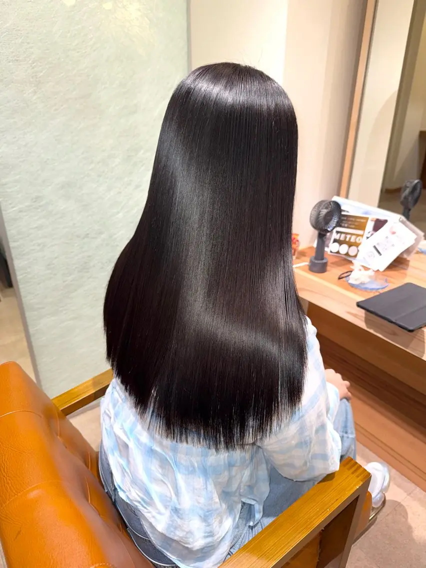 【髪質改善ULTOWA】カット+艶フルカラー+髪質改善トリートメント+プチスパの写真