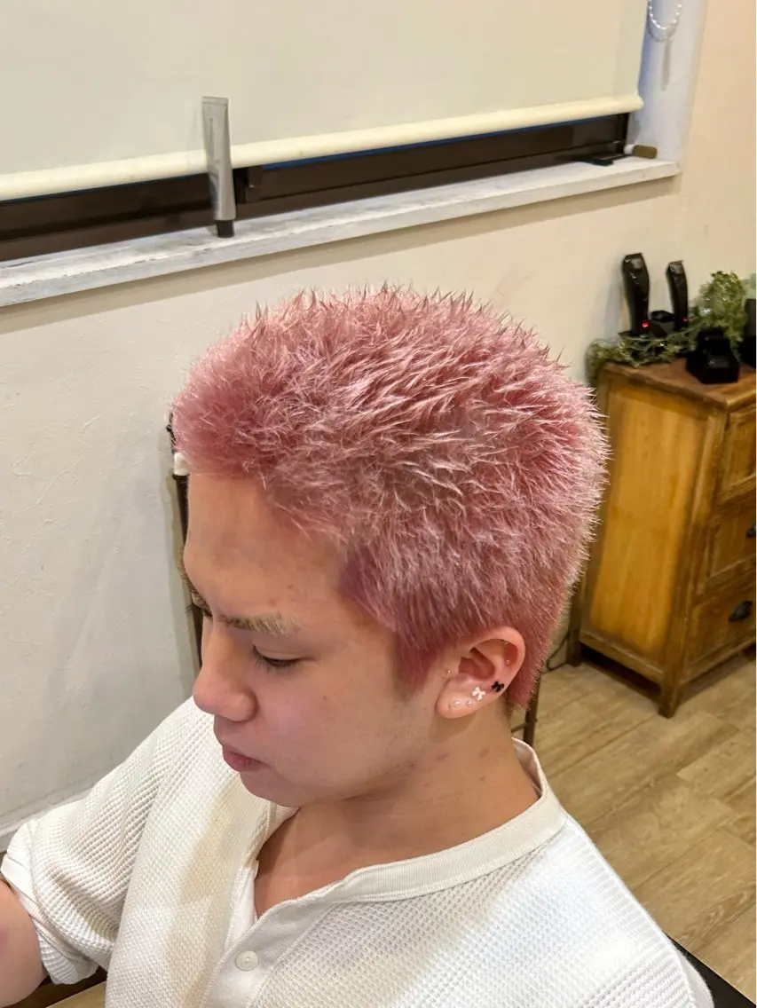 ✨メンズ大歓迎✨発色抜群ブリーチカラーの写真