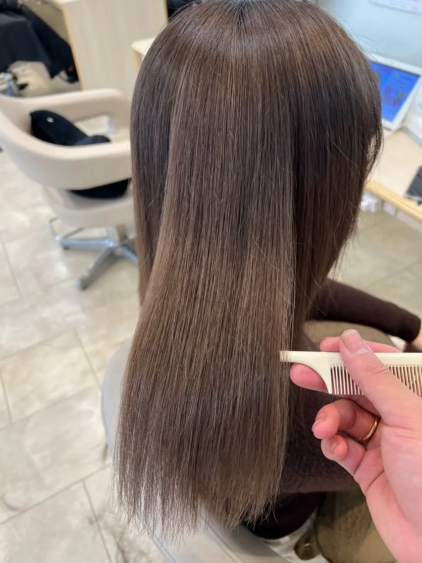 ロング トリートメント 山本 陽菜のヘアスタイル