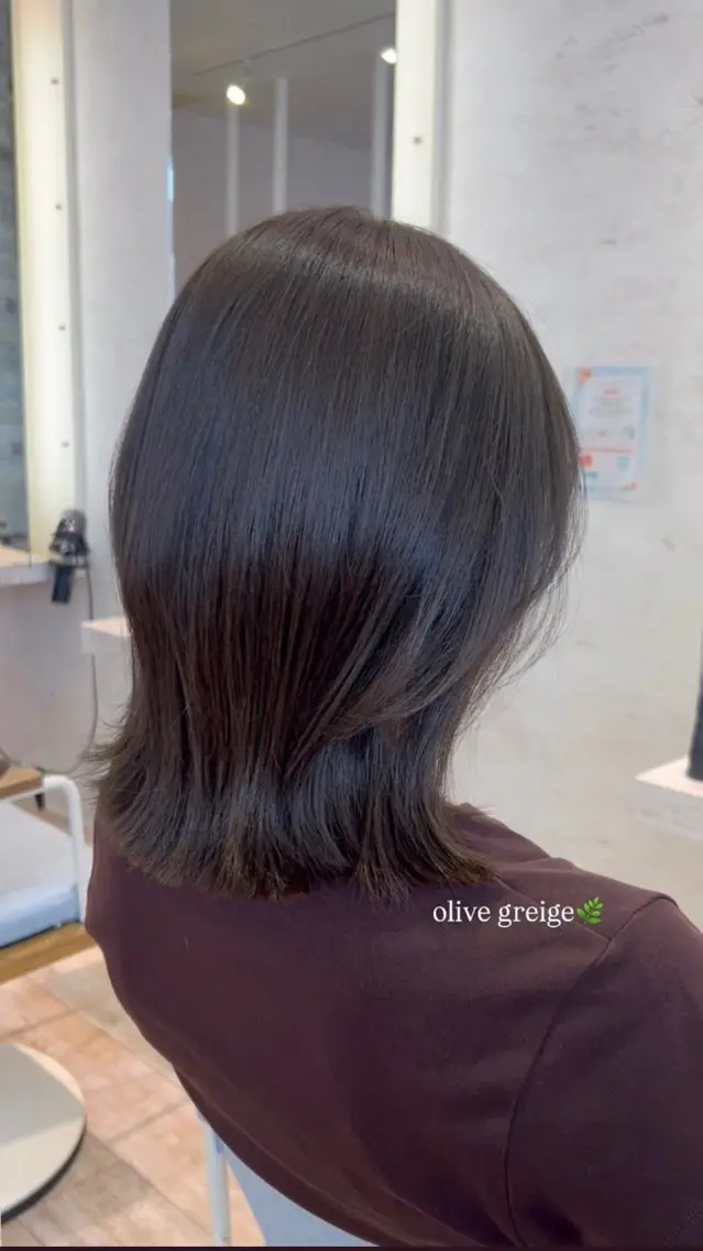 ミディアム 田中 千尋のヘアスタイル