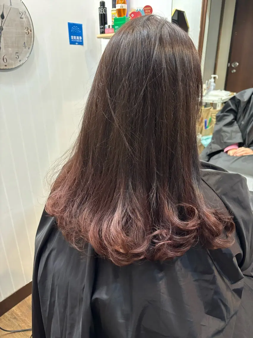 ロング カット ヘアカラー m walk エム ウォークのヘアスタイル