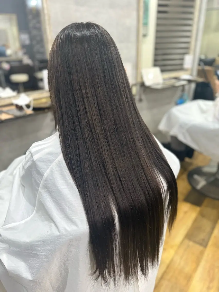 ロング カラー ヘアカラー トリートメント 今瀬 斗羽のヘアスタイル