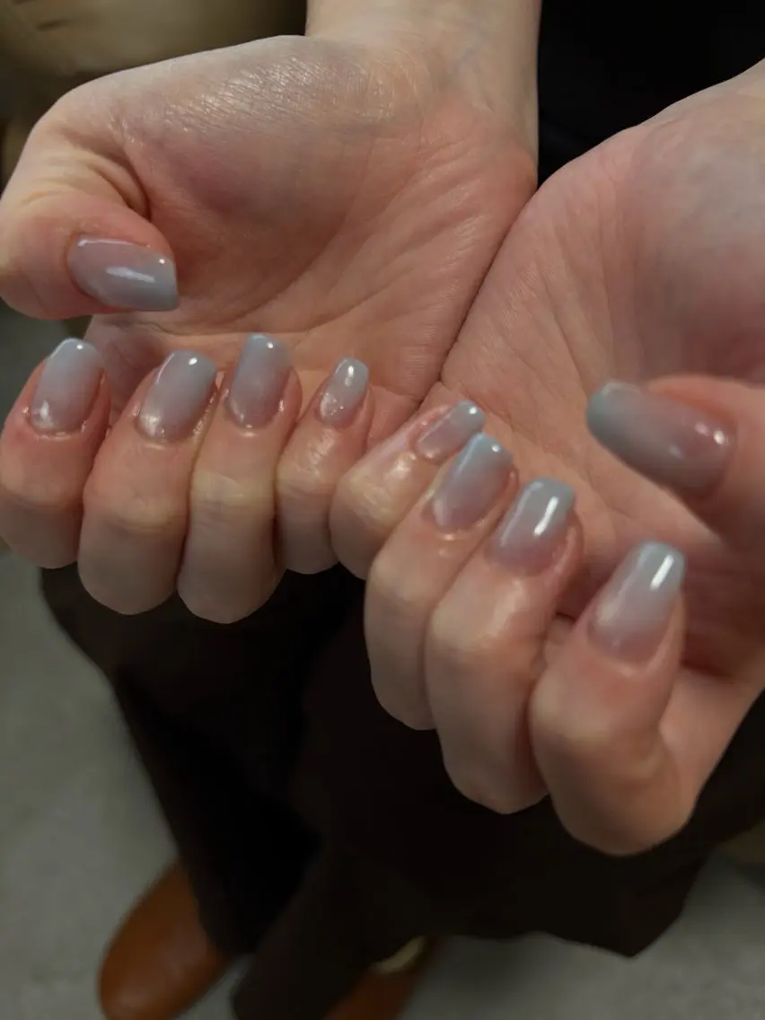 ネイル ジェルネイル グラデーション キラキラネイル 水色 マグネットネイル ハンドネイル tamu nail 　金町のネイルデザイン