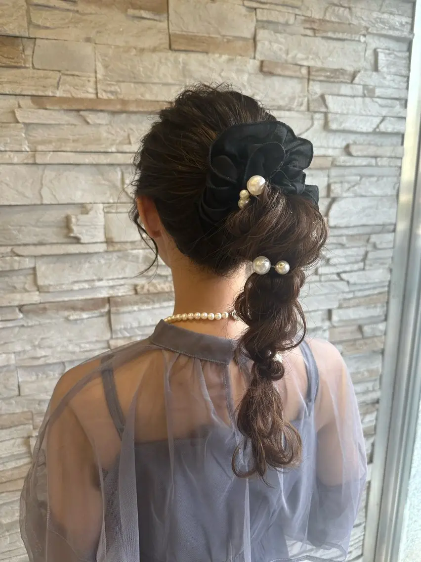 ヘアアレンジ ヘアセット 艶髪/ブリーチなし Wカラー🌺yuiのヘアスタイル