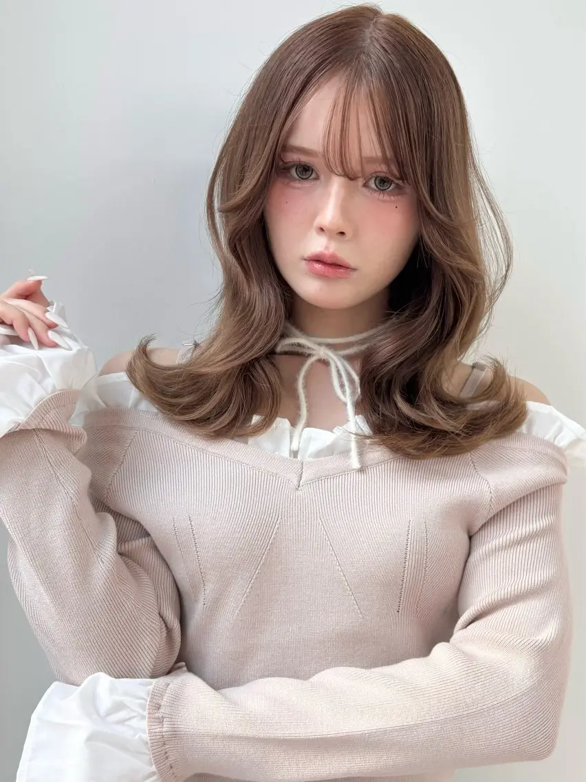 ミディアム カラー ブラウンカラー イルミナカラー ミルクティーブラウン トリートメント ヘアカラー トリートメント 盛れる顔周り🤍渋谷 Risa🎀のヘアスタイル