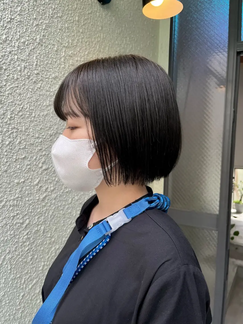 ショート ボブ ブリーチなしカラー ダブルカラーエクステのヘアスタイル