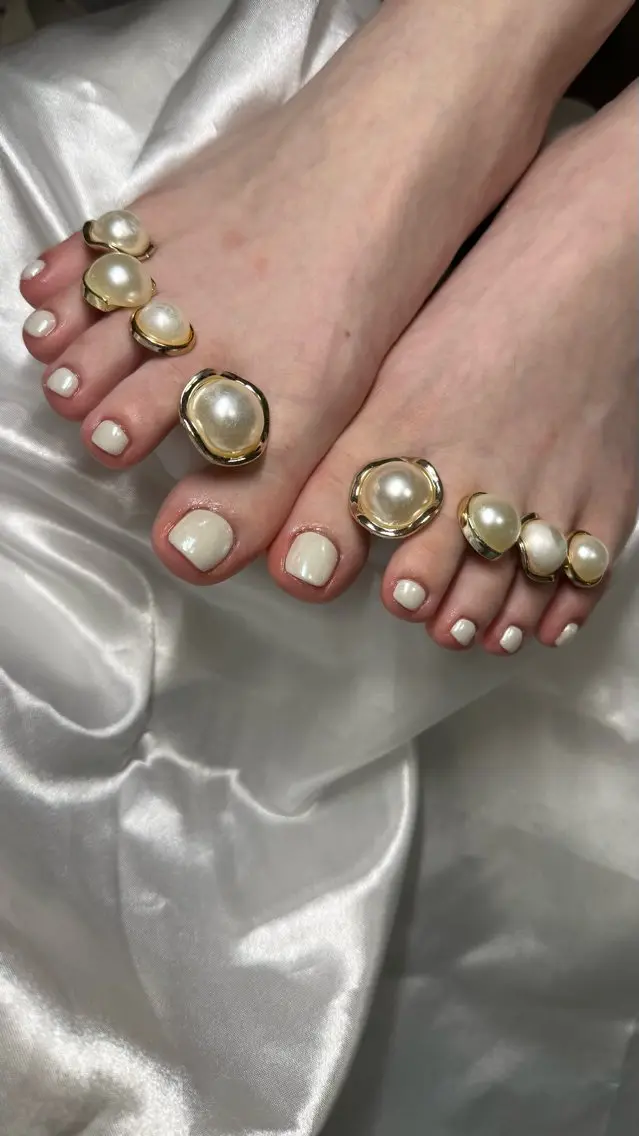 ネイル フットネイル Tomoe さいたま新都心/与野のネイルデザイン