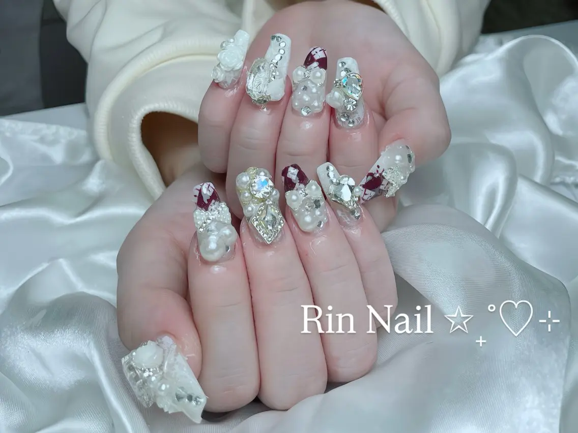 ネイル 成人式 ロングネイル ネイルチップ ハンドネイル Rin Nail 新大久保店のネイルデザイン
