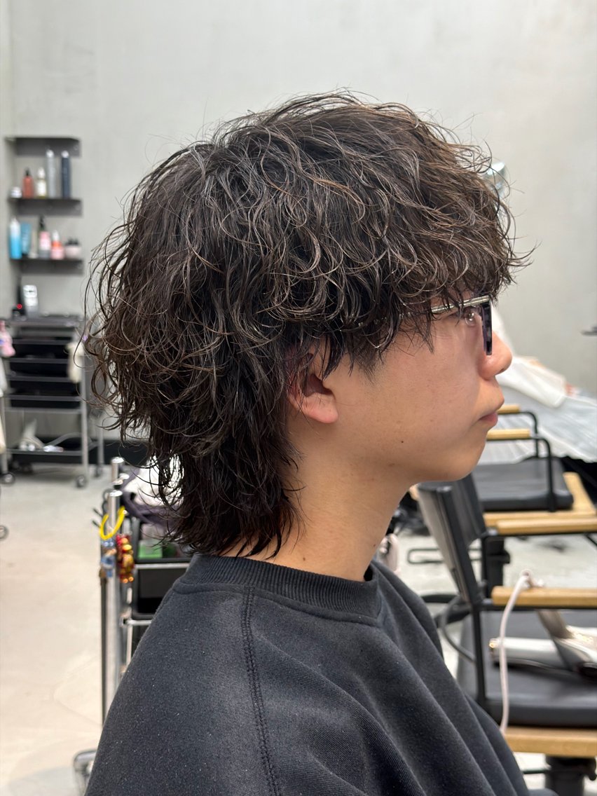 ミディアム パーマ メンズ カット パーマ 佐々木 寿偲のヘアスタイル