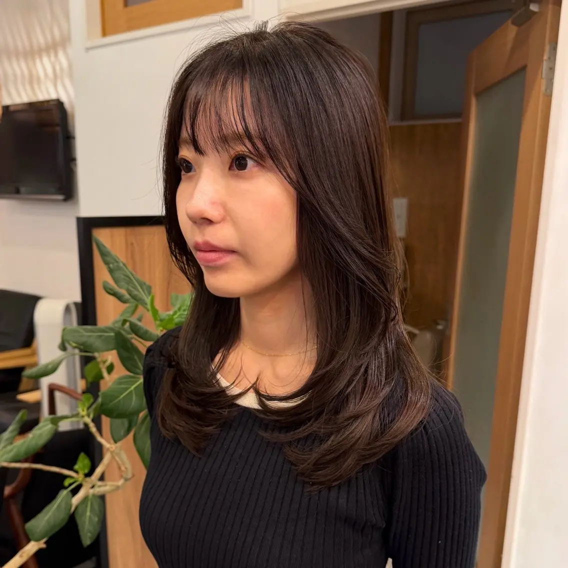 ミディアム カラー レイヤーカット カット ヘアカラー トリートメント たるみことり🌼 レイヤー・パーマのヘアスタイル