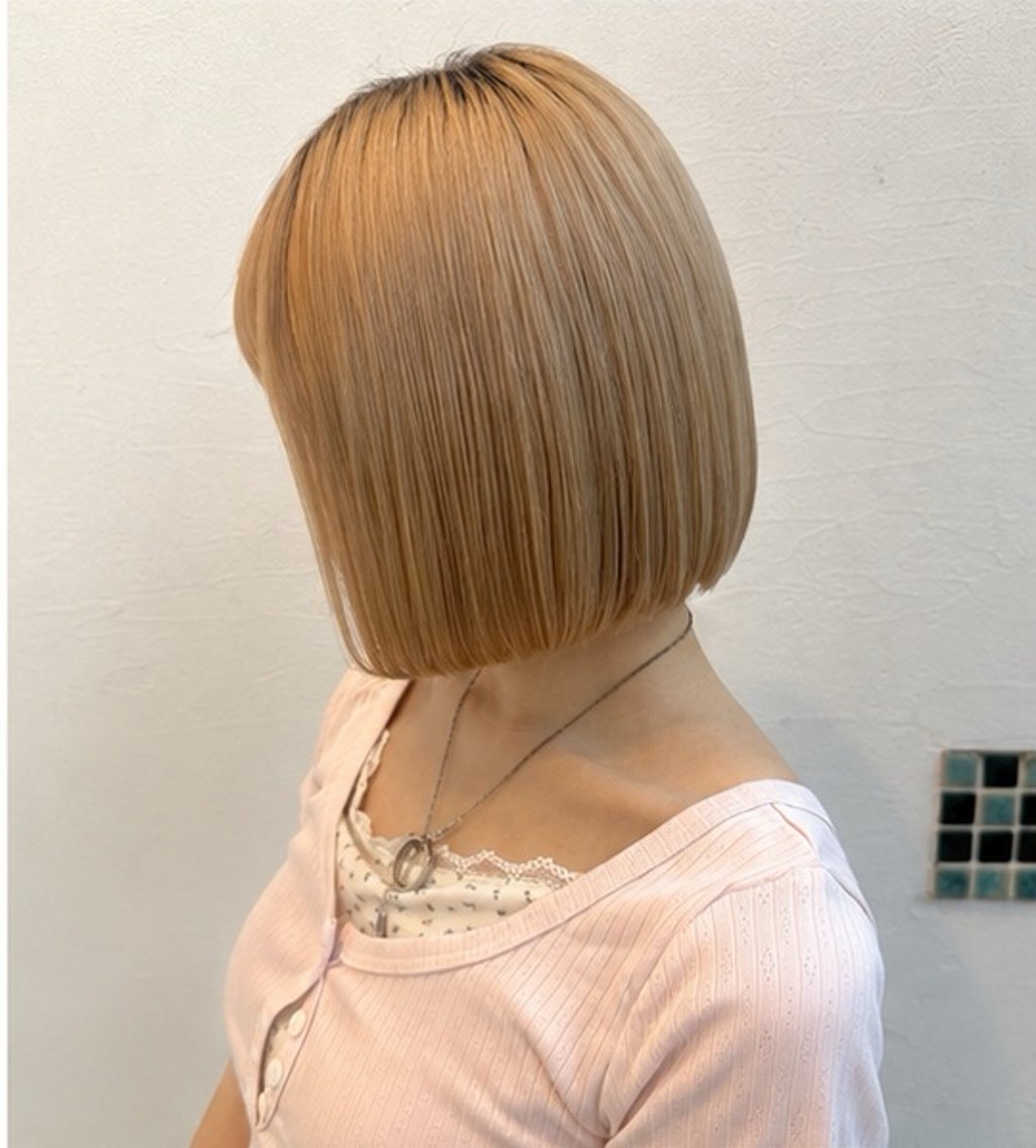 ショート カット 藤田 咲祈のヘアスタイル