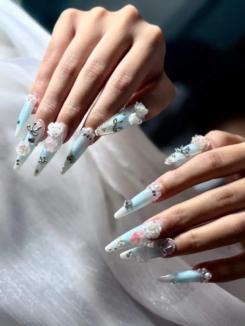 ネイル ハンドネイル Rinaky Amee Nailのネイルデザイン