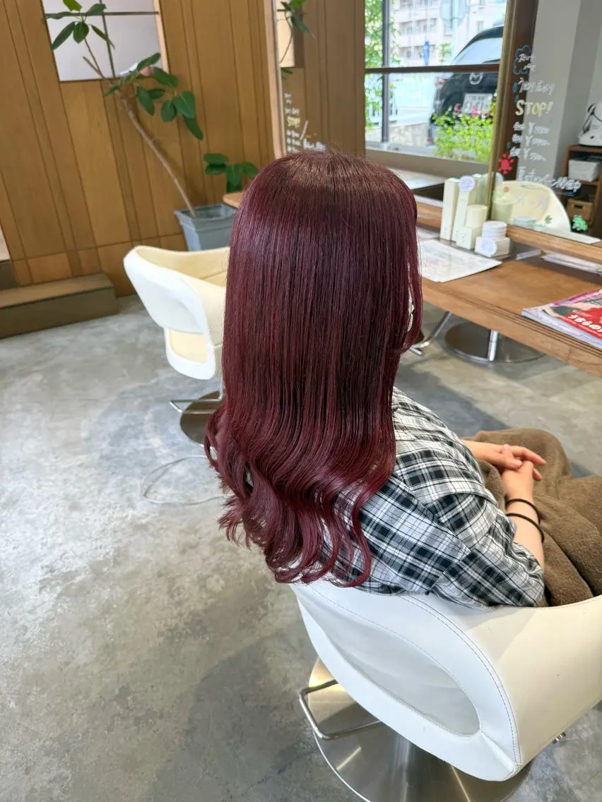 ロング カラー レッドカラー カット ヘアカラー WATANABE MISAKIのヘアスタイル