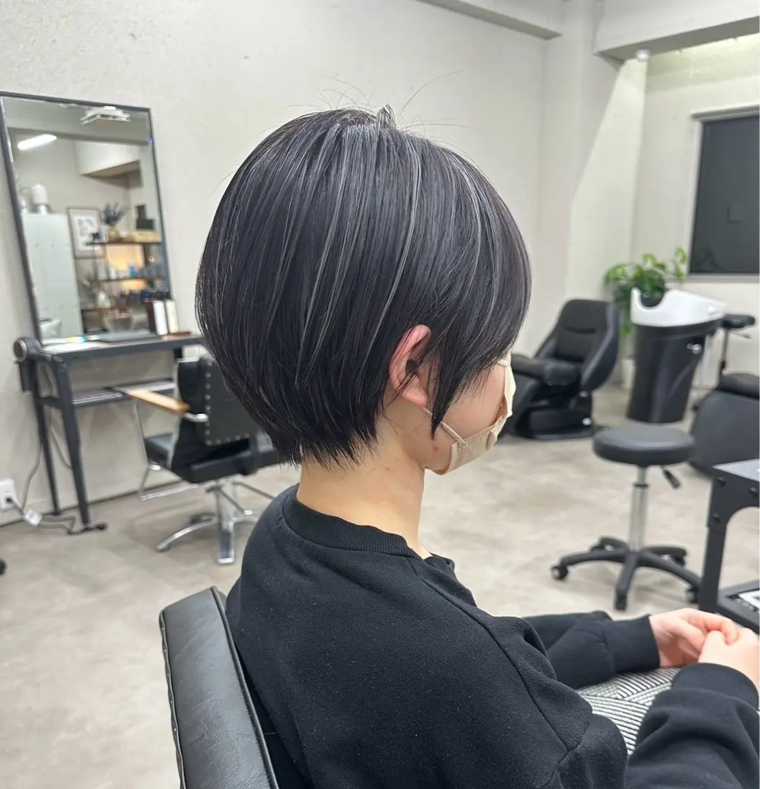 ショート カット 秦 海来のヘアスタイル