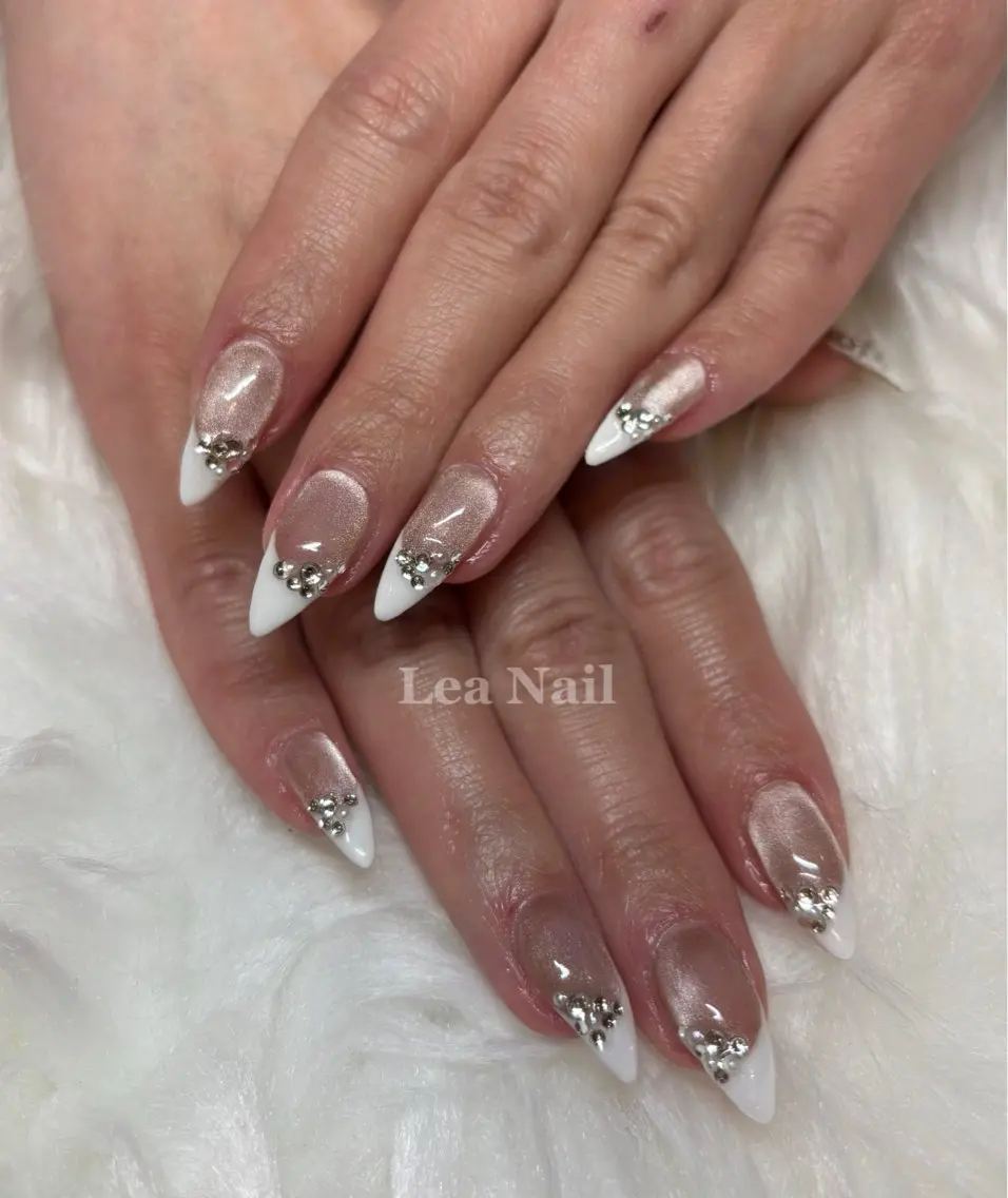 ネイル フレンチネイル マグネットネイル シンプルネイル Lea Nailのネイルデザイン
