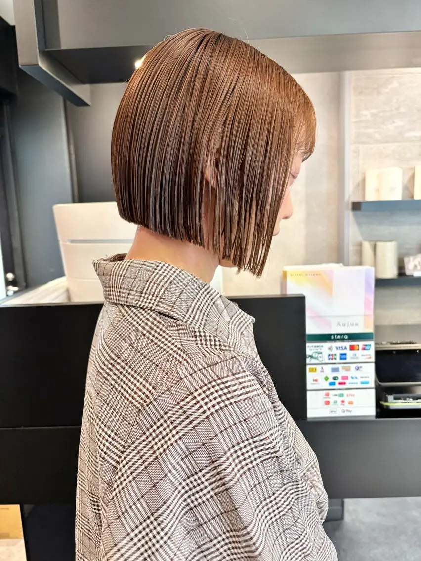 ショート 切りっぱなしボブ ボブ ブリーチなし ダブルカラー/ゆなのヘアスタイル