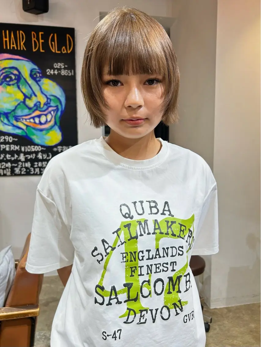 カラー ベージュカラー ブリーチ ハイトーンカラー ハイトーンベージュ ORe'S HAIR BE　GLaDまなみのヘアスタイル